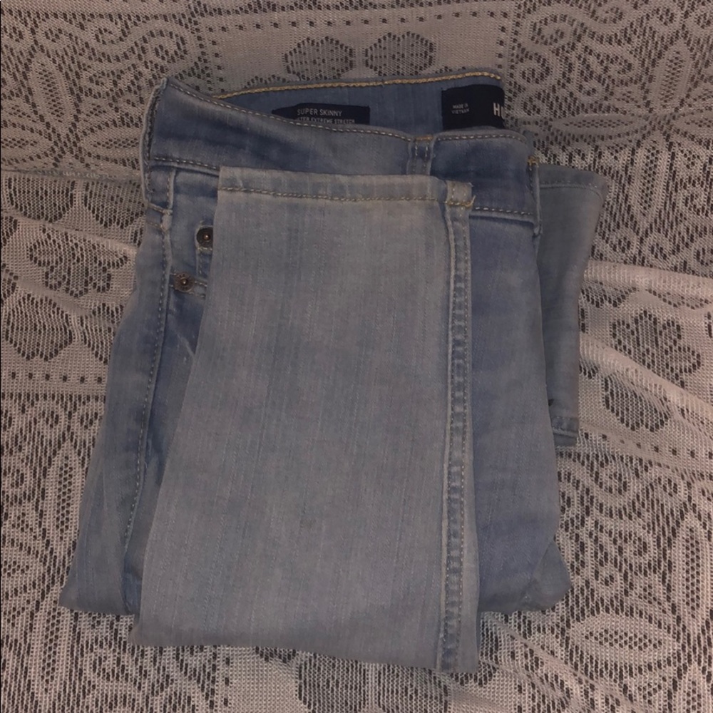 Hollister jeans